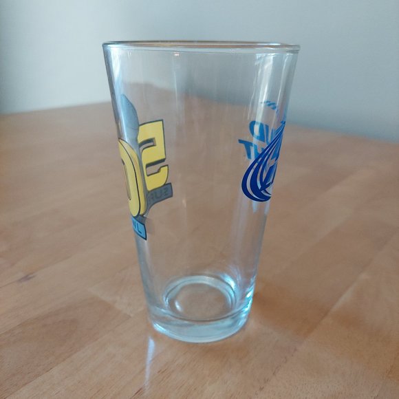 NFL Super Bowl 50 Broncos /Panthers Bud Light Souvenir Pint Glass - Picture 5 of 6